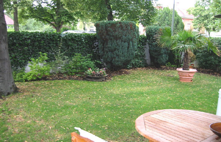 Gartenwohnung mit 70-qm-Wohn-Essbereich in Altbogenhausen
